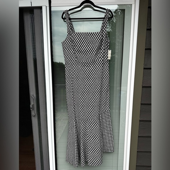 Anthropologie Women’s Ariana Square Neck Asymmetrical Ruffle Hem Dress Size XL - Picture 6 of 11